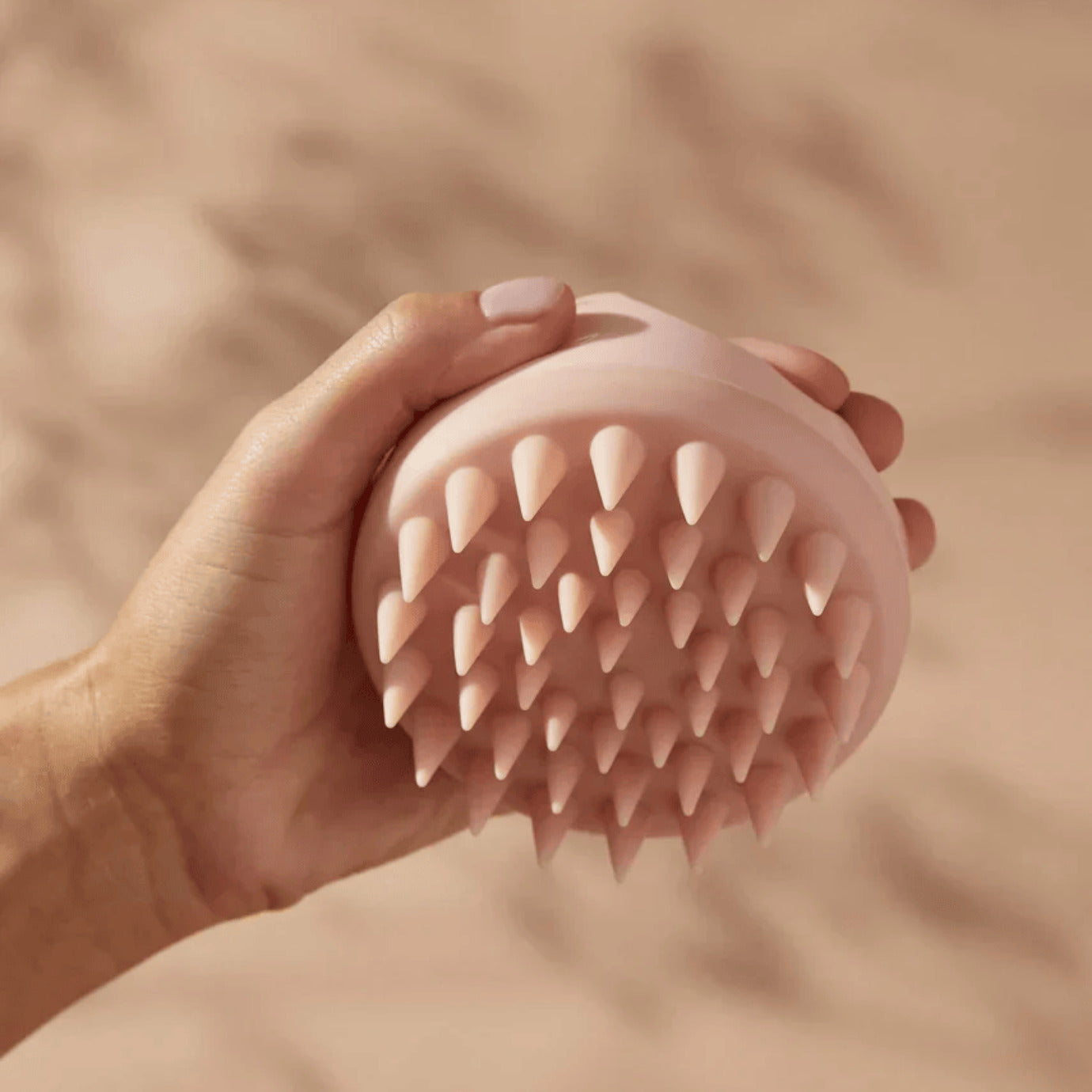 Masseur Revitalisant pour le Cuir Chevelu - unisex pour vous ou à offrir - Beauty Diams .com